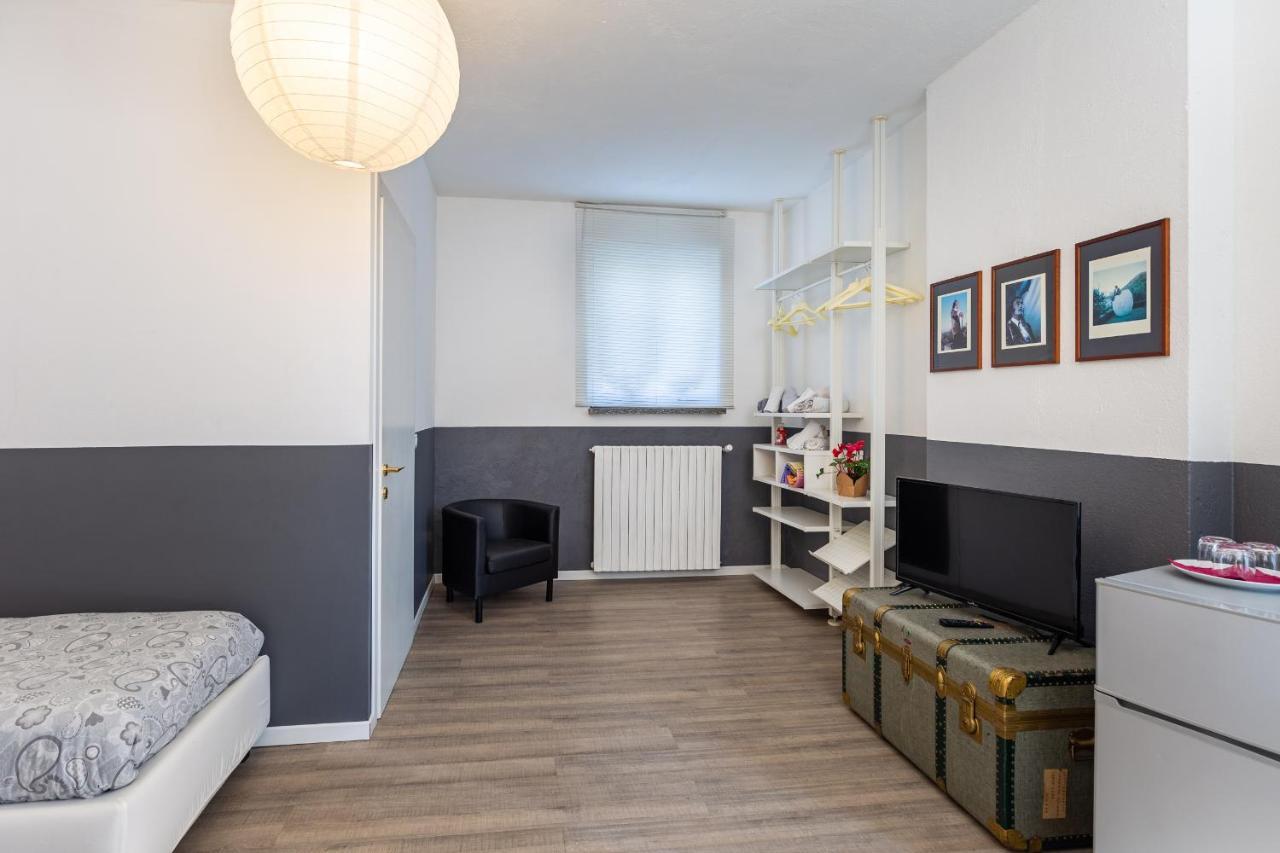 Cascina Cattabreghetta Bed & Breakfast Pombia Dış mekan fotoğraf